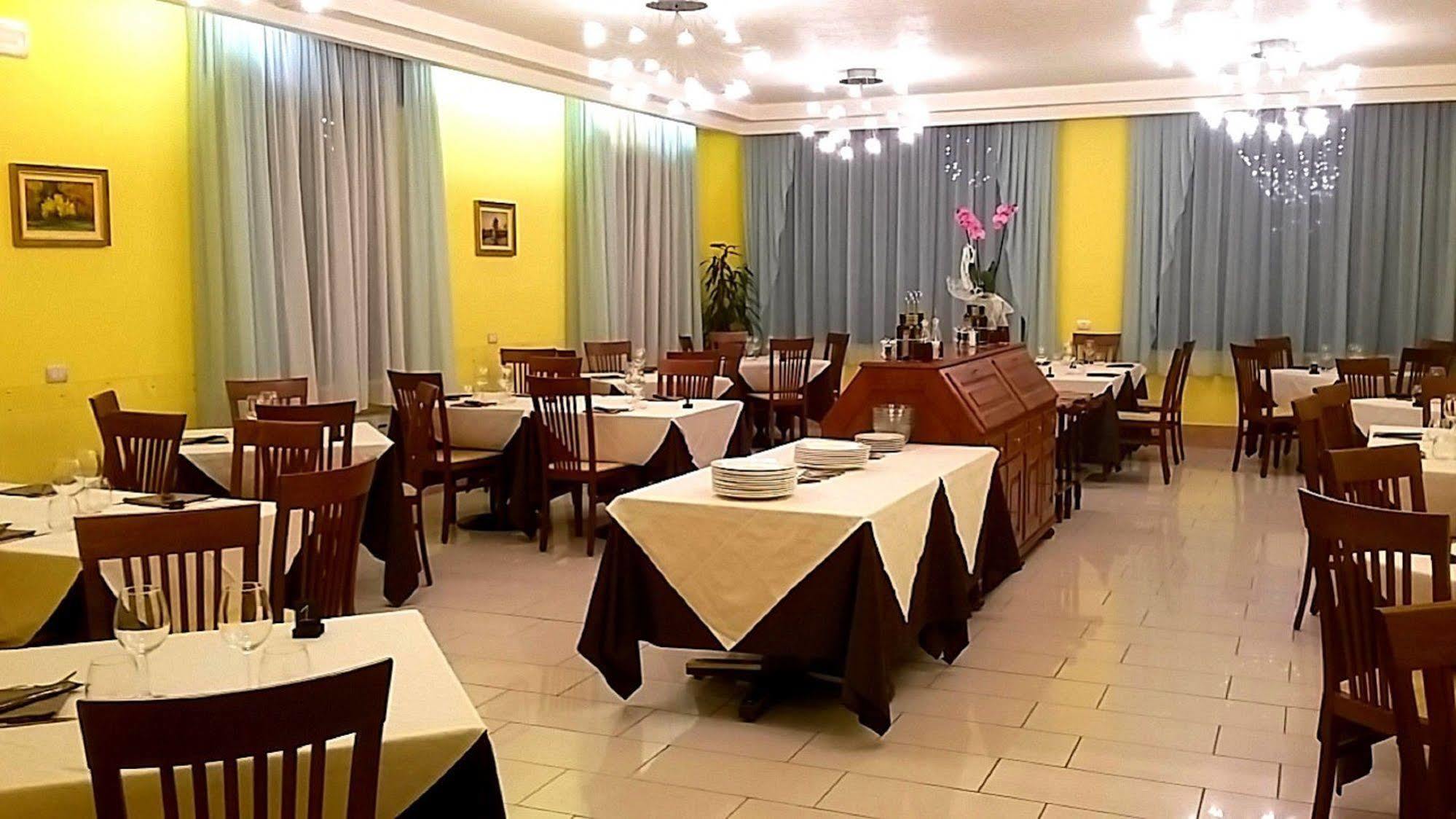 Residenza Il Capitano San Benedetto Po Exterior foto